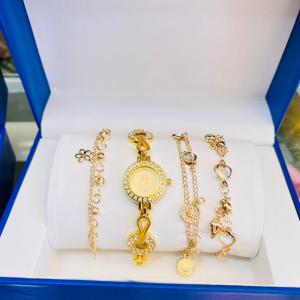 ساعات طقم حريمي