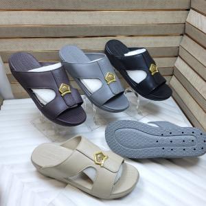 درزن  احذيه الرجالي