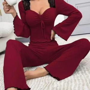 بجامه نسائي